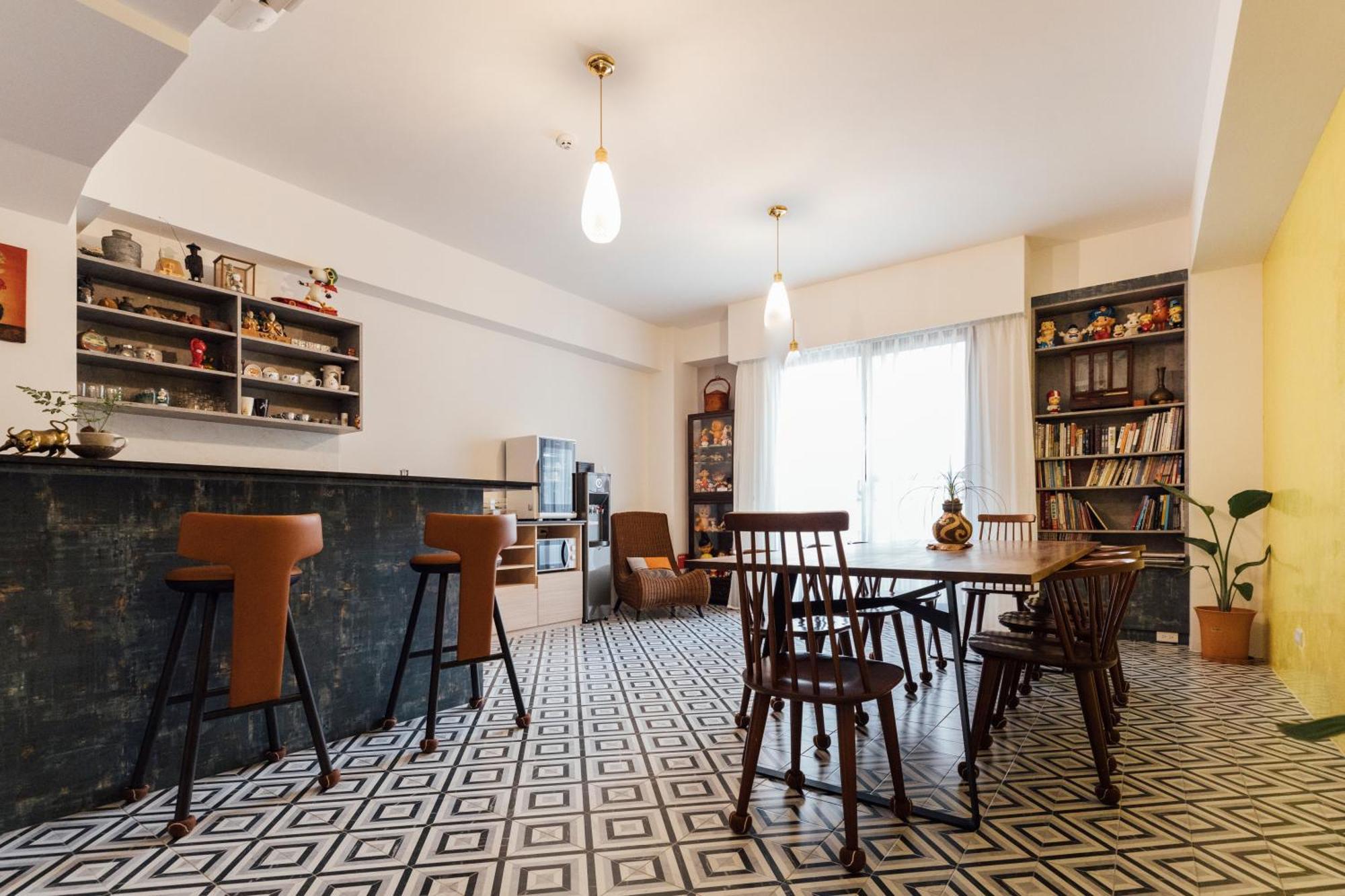鹹菜巷8號 Hotel Tainan Bagian luar foto
